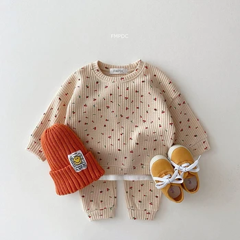 Bahar Bebek Kız Giysileri Set 2022 Yeni Moda Sevimli Meyve Baskı Bebek Kız Casual Tops + Pantolon 2 adet Bebek Kız Giyim