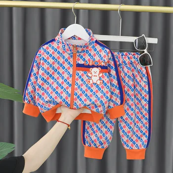 Erkek Tasarım Kıyafetler Lüks Tam Baskı Mektup fermuarlı ceket Ve pantolon 2 ADET Bahar Sonbahar çocuk Giysileri Kız Sevimli Spor Seti