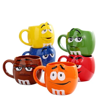M & M kahve kupalar seramik çay fincanları ve kupalar büyük kapasiteli ışareti sevimli fasulye ifade karikatür yaratıcı drinkware göndermek kaşık